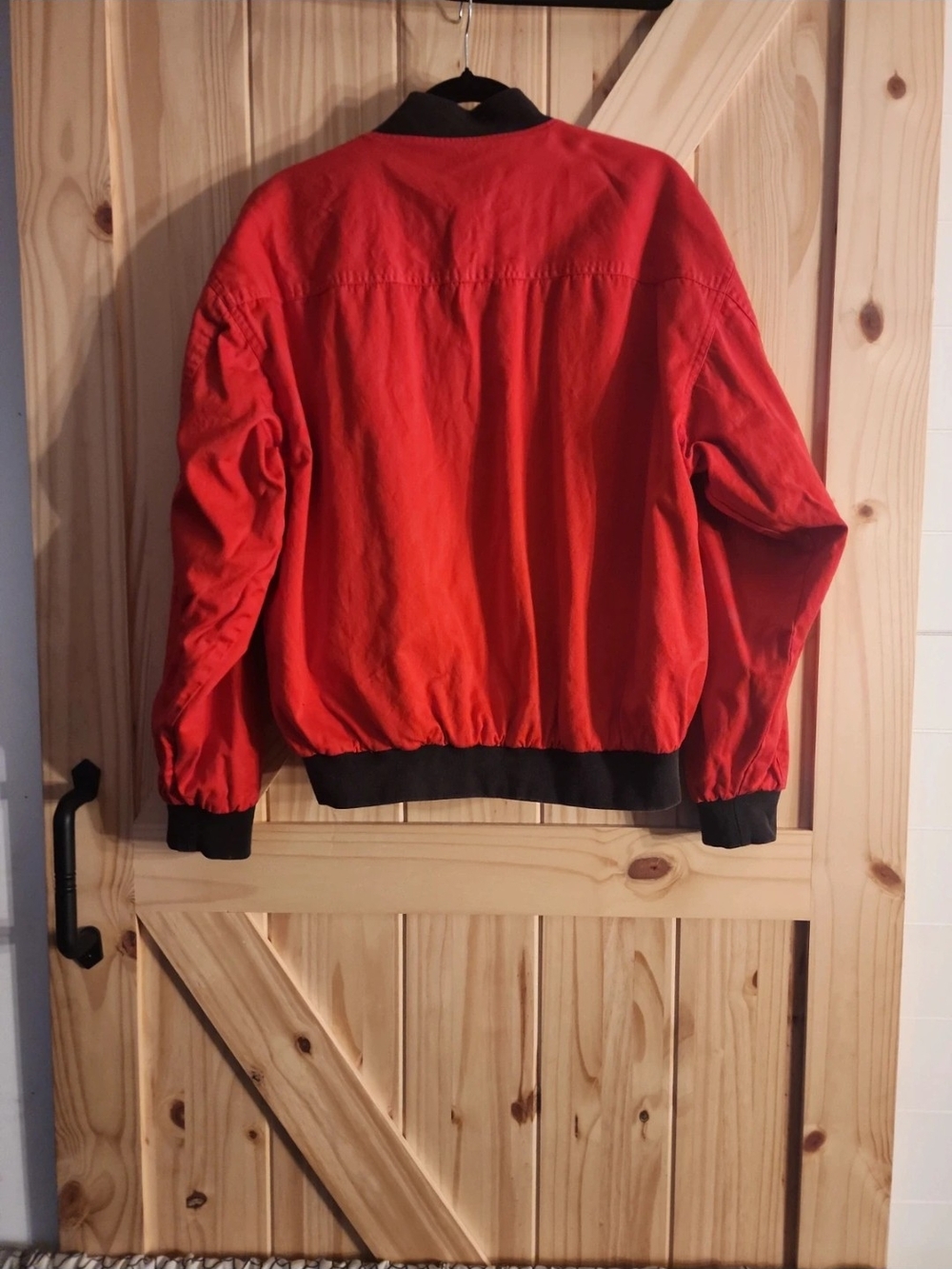 Marlboro Black Logo Jacket with Red Embroidery - Picture 2 of 6